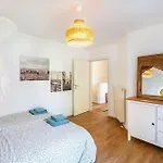 Sam's Apartman